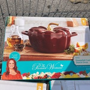 Pioneer Woman Dutch Oven